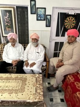 ਮਹੰਤ ਸਿਕੰਦਰ ਸਿੰਘ ਜੀ ਡੇਰੇ ਦੀ ਸੇਵਾ ਦੇ ਨਾਲ-ਨਾਲ ਮੈਡੀਕਲ ਖੇਤਰ ਵਿੱਚ ਵੀ ਜਰੂਰਤਮੰਦਾਂ ਦੀ ਸੇਵਾ ਲਈ ਸਰਗਰਮ