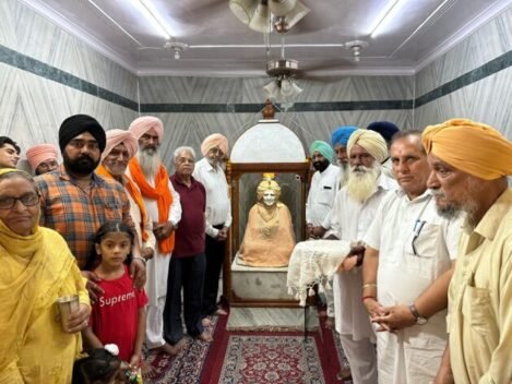 ਸੰਗਰਾਂਦ ਮੌਕੇ ਧਾਰਮਿਕ ਸਮਾਗਮ ਕਰਵਾਇਆ ਗਿਆ